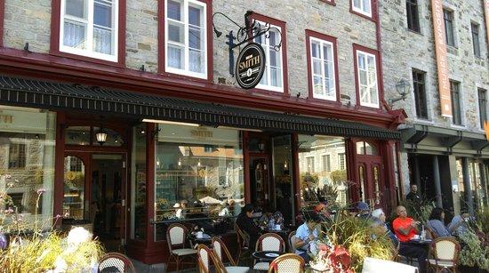 Café La Maison Smith Place-Royale